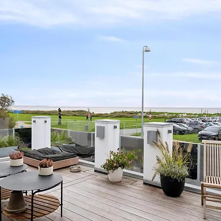 Eksklusiv Ferieoase Med Plads Til Hele Familien, Med Udsigt Til Fjorden Ринкёбинг