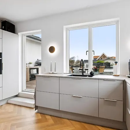 Holiday home Eksklusiv Ferieoase Med Plads Til Hele Familien, Med Udsigt Til Fjorden