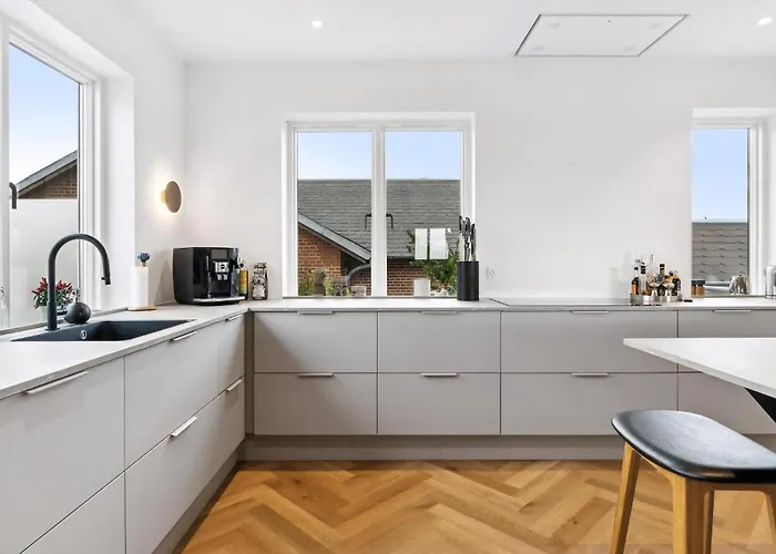 Eksklusiv Ferieoase Med Plads Til Hele Familien, Med Udsigt Til Fjorden *